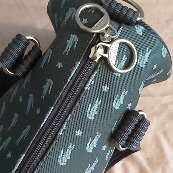 Authentic Vintage Lacoste bag - Picture 3 of 5